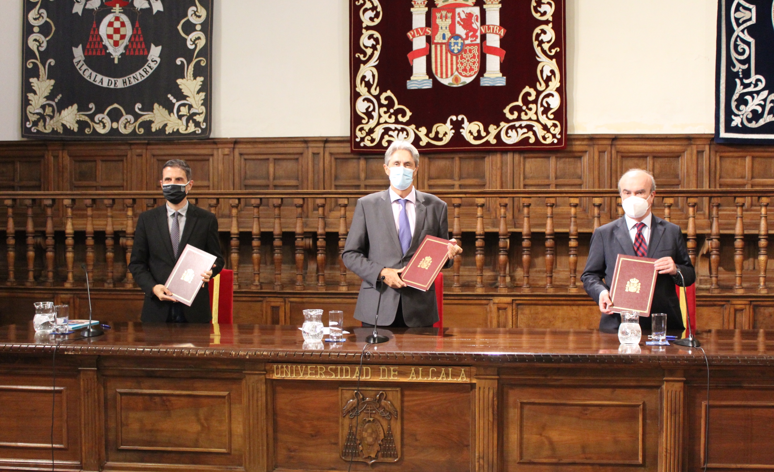 La OEI, la Universidad de Alcalá y el Ayuntamiento de Alcalá de Henares firman un convenio para la realización de actividades conjuntas