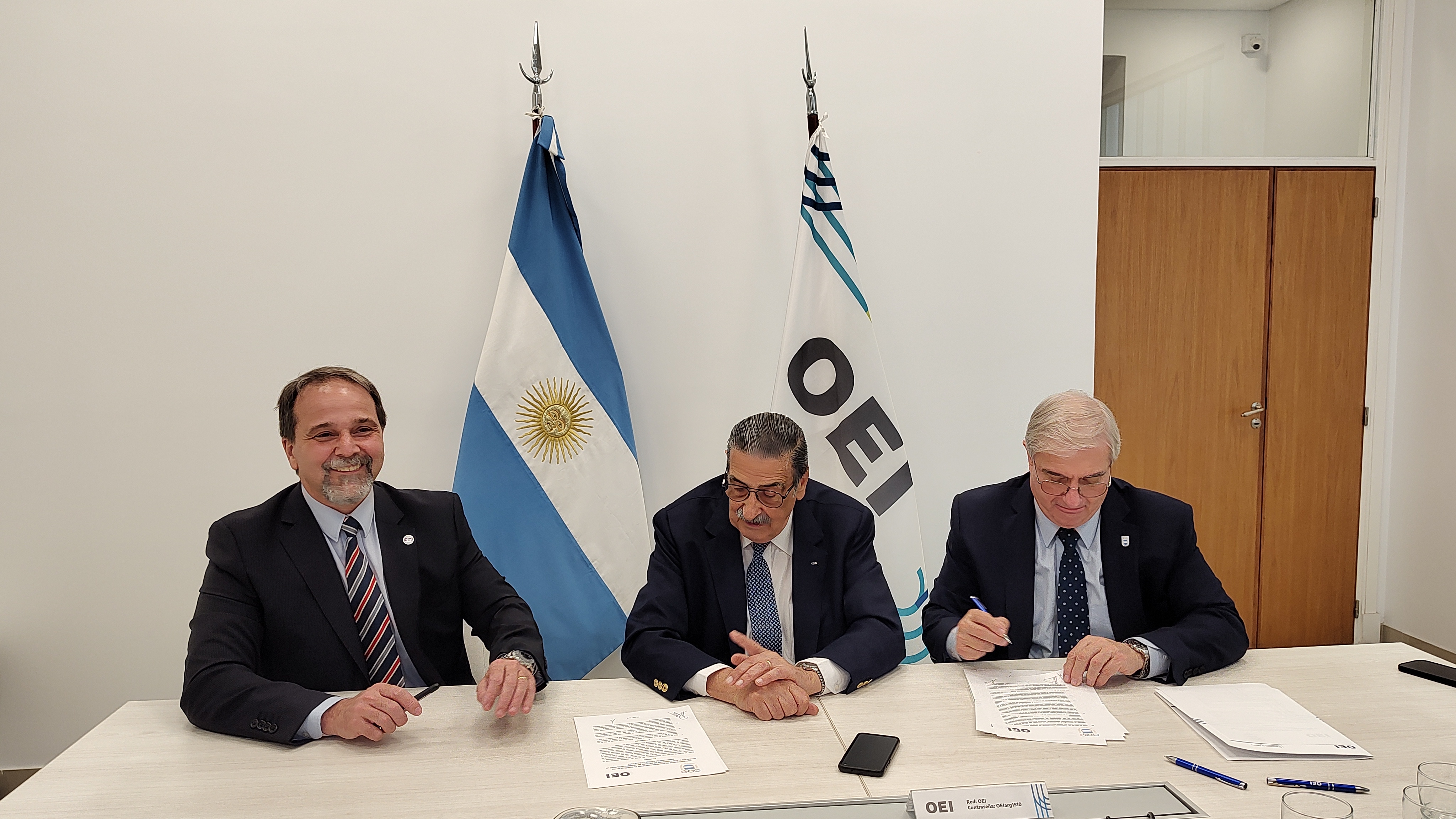 El Comité Olímpico Argentino se une a la OEI para avanzar en acciones de cooperación