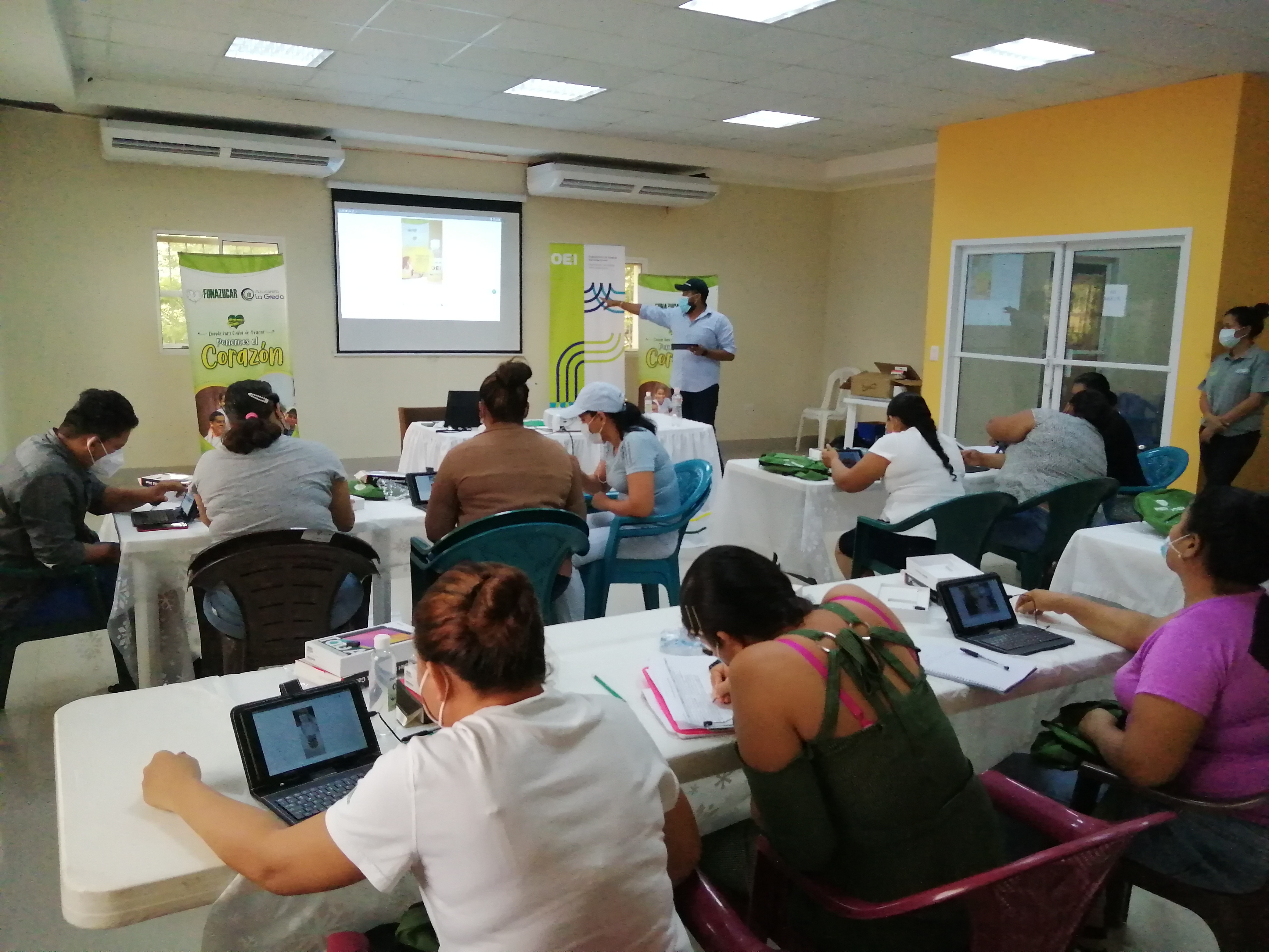 Inicia proceso de formación a emprendedores en Honduras