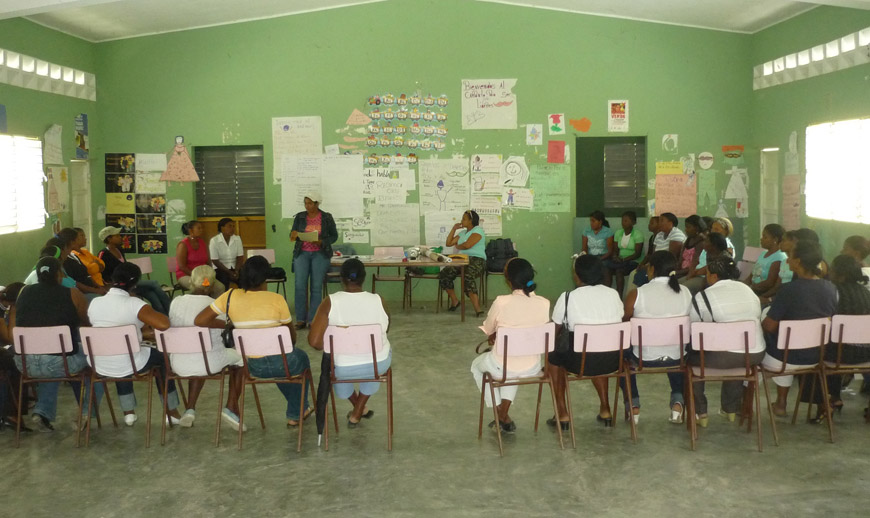 CONAMUCA y su trabajo de alfabetización de mujeres campesinas. Experiencia dominicana ganadora del Premio de Educación en Derechos Humanos