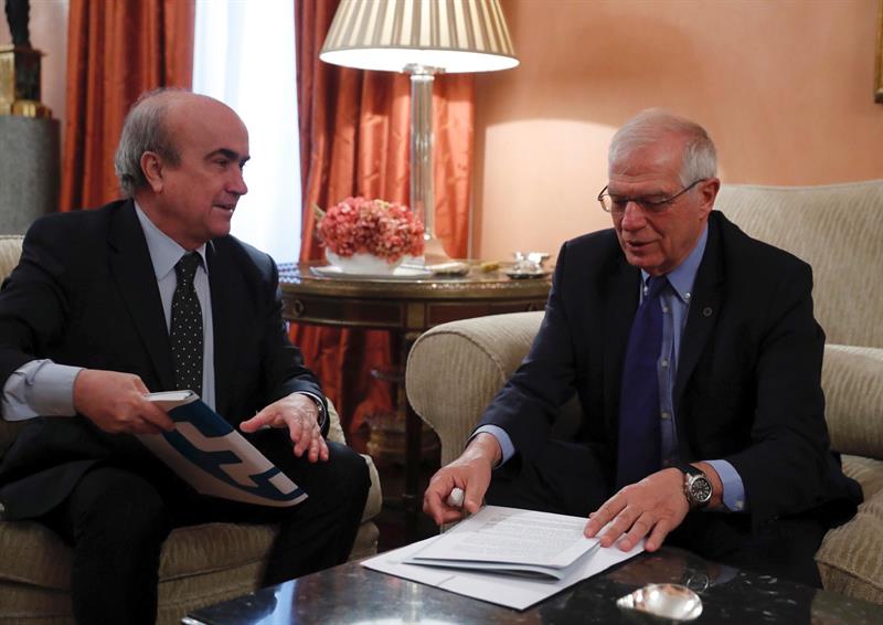 O secretário-geral da OEI apresenta o plano de trabalho para a Ibero-América ao ministro de Assuntos Exteriores, União Europeia e Cooperação da Espanha