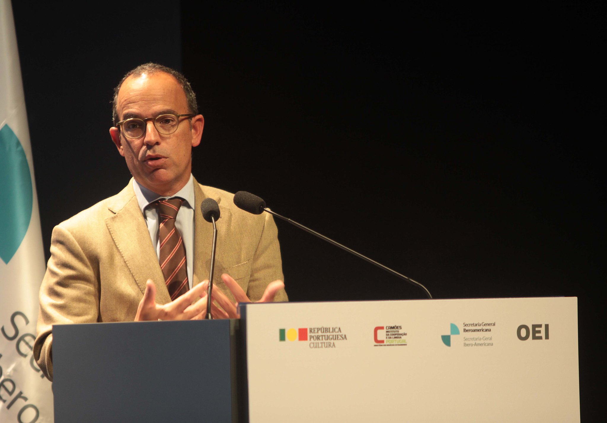 Especialistas de toda Ibero-América reivindicam em Portugal a importância da cultura para o desenvolvimento e o bem-viver