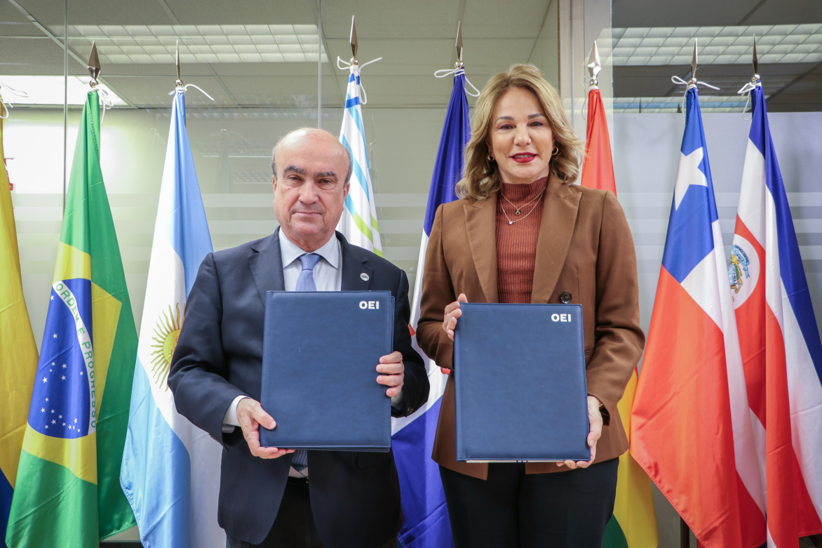OEI e o Ministério da Cultura da República Dominicana assinam acordo para o fortalecimento da economia criativa e da inclusão social