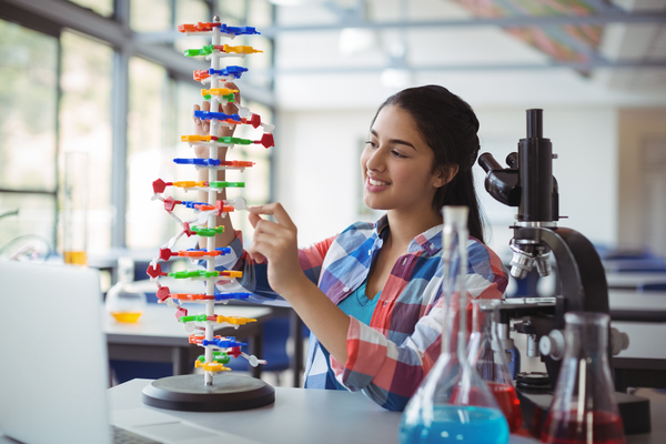 Nº 299 - Día de la mujer y la niña en la ciencia