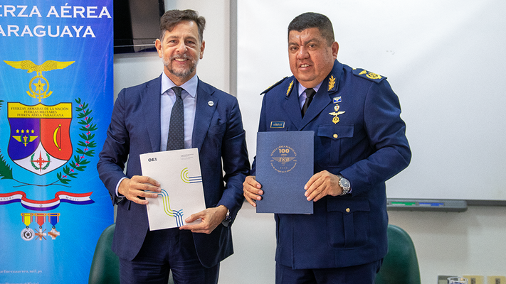 Fuerza Aérea Paraguaya y OEI consolidan alianza para el fortalecimiento de la educación