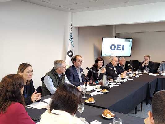 Una nueva edición de la Mesa de Educación y Trabajo tuvo lugar en la OEI Argentina 