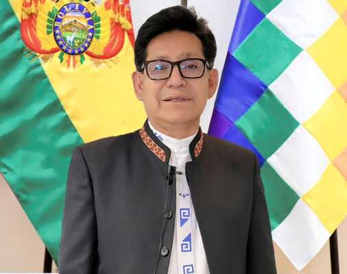 Edgar Pary Chambi es nombrado nuevo director de la oficina de la OEI en Bolivia