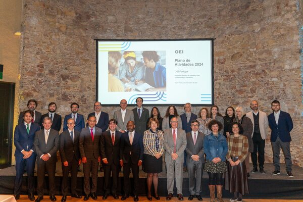 OEI Portugal presenta plan de actividades y líneas de trabajo para 2024 al cuerpo diplomático y socios