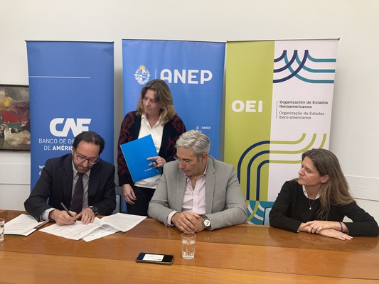ANEP y CAF firmaron carta de intención que cuenta con cooperación técnica de OEI