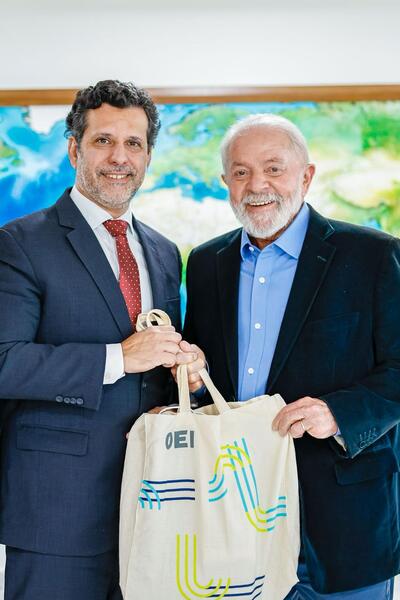 Barchini reúne-se com o presidente Lula