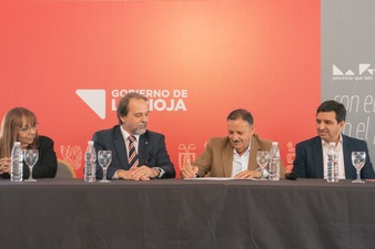 Firma de convenio con la Provincia de La Rioja y puesta en marcha del Consejo de Educación, Trabajo y Producción provincial 