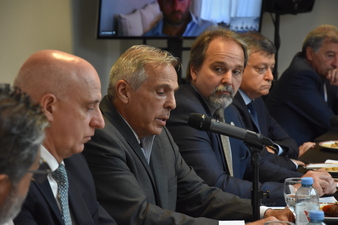 El exgobernador, Jorge Sapag, disertó en OEI Argentina