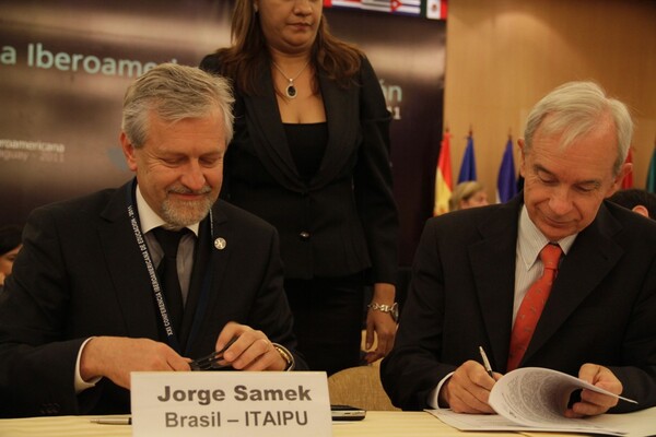 Firmas de Convenios en el marco de la XX Conferencia Iberoamericana de Ministros de Educación