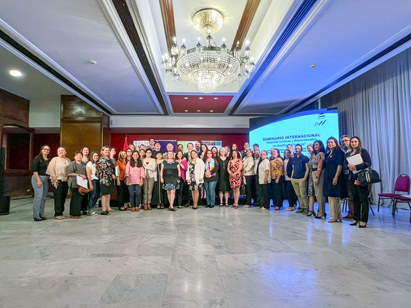 OEI, UE y MEC llevan a cabo Seminario Internacional “Desarrollo Curricular y Mejoramiento Educativo: los desafíos del Paraguay”
