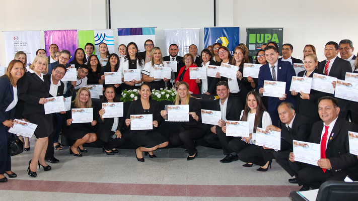 243 directores de instituciones de EFTP de Paraguay se capacitaron en liderazgo y gestión
