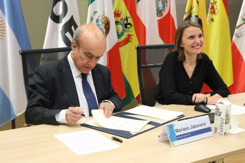 Formación e investigación: ejes del acuerdo suscrito entre la OEI y el Instituto Latinoamericano de Comunicación Educativa 